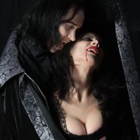 Dracula (B. Stoker) - 2011 - Taltontheater Wuppertal, David Meister und Angela del Vecchio